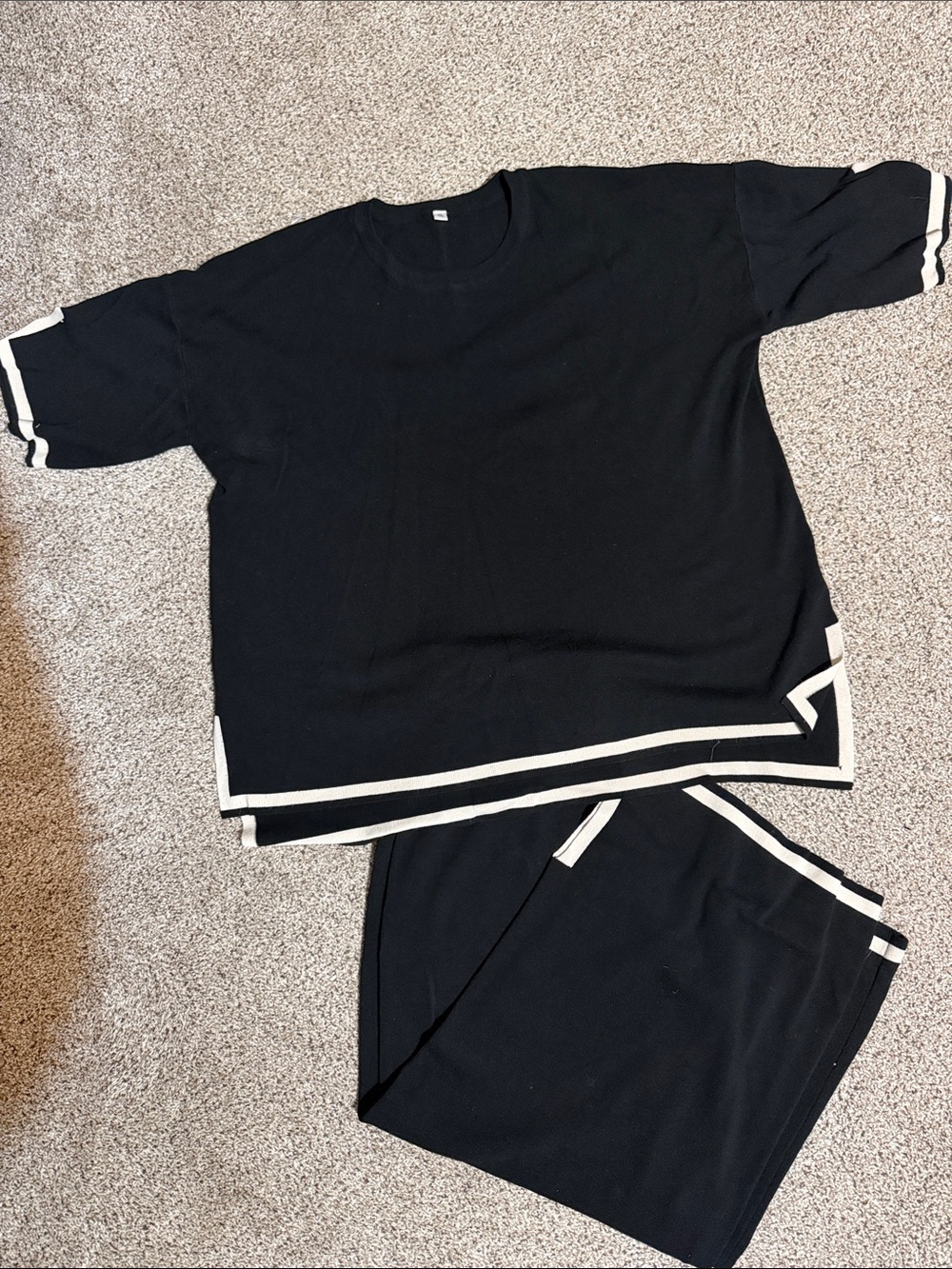 Black & White Trim Set